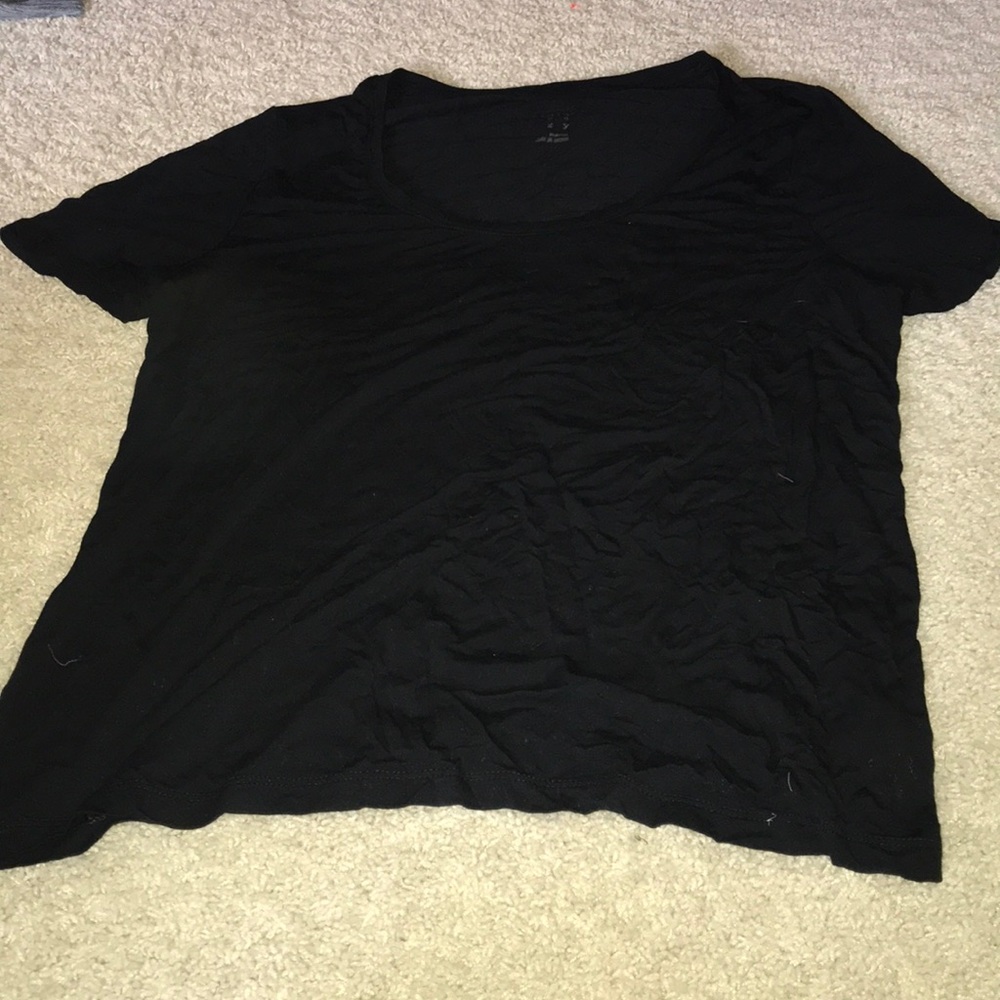 Black tee